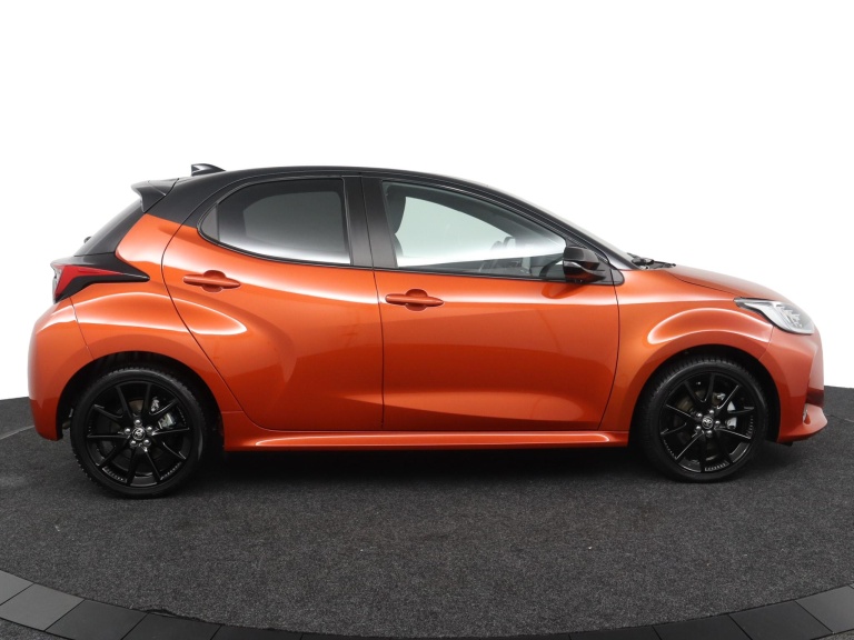 Toyota Yaris - 1.5 Hybrid Executive 13