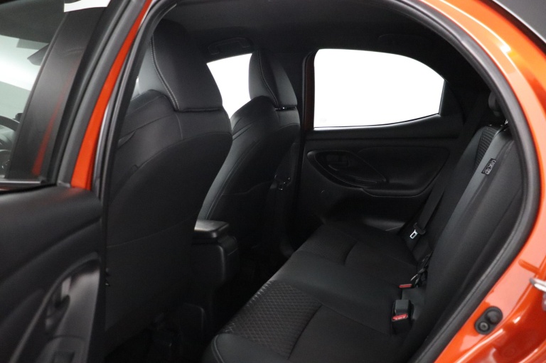 Toyota Yaris - 1.5 Hybrid Executive 18