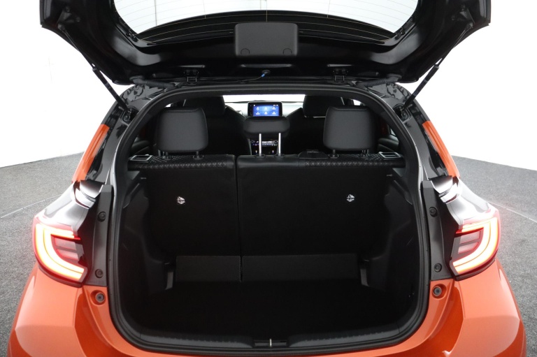 Toyota Yaris - 1.5 Hybrid Executive 23