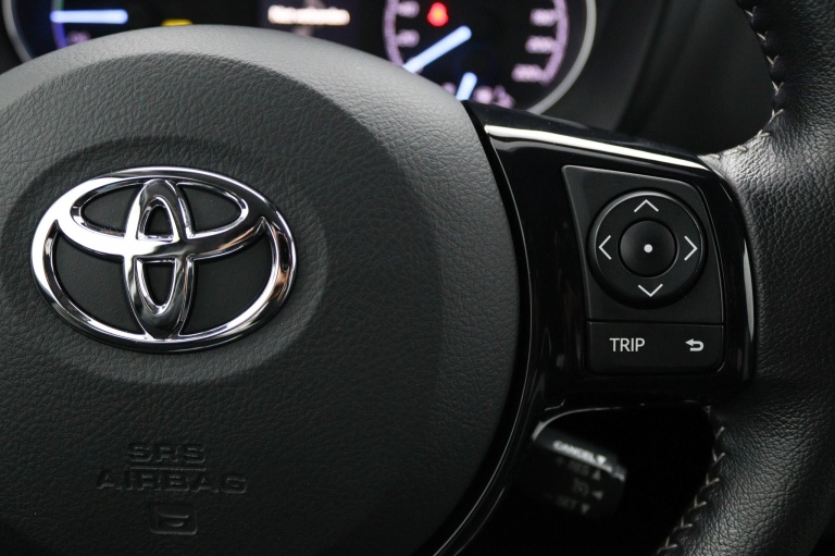 Toyota Yaris - 1.5 Hybrid Design Sport 21