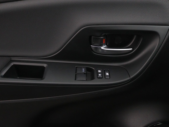 Toyota Yaris - 1.5 Hybrid Design Sport