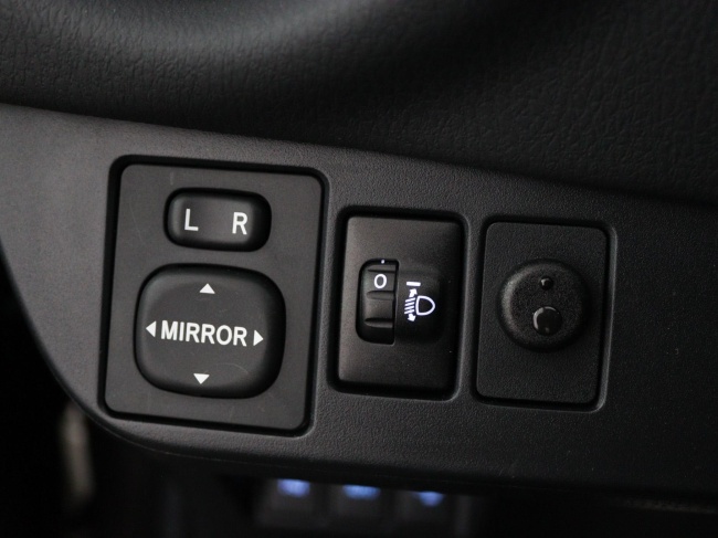 Toyota Yaris - 1.5 Hybrid Design Sport