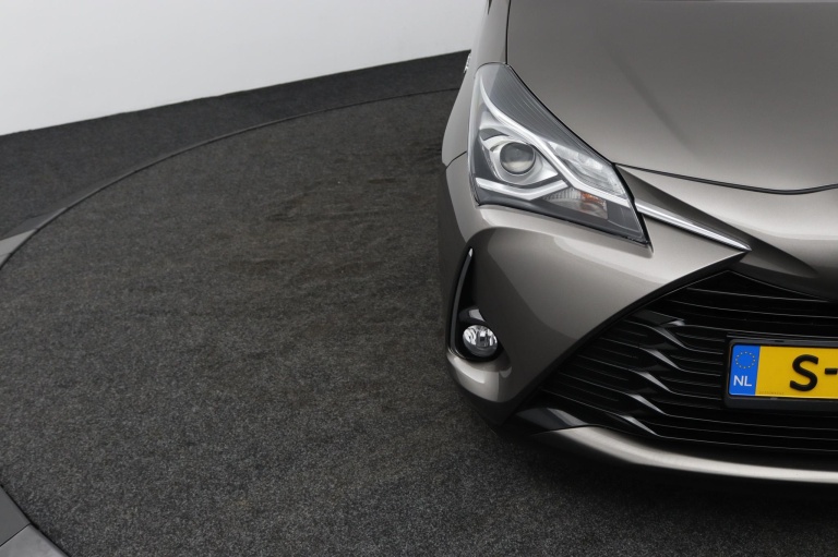 Toyota Yaris - 1.5 Hybrid Design Sport 36