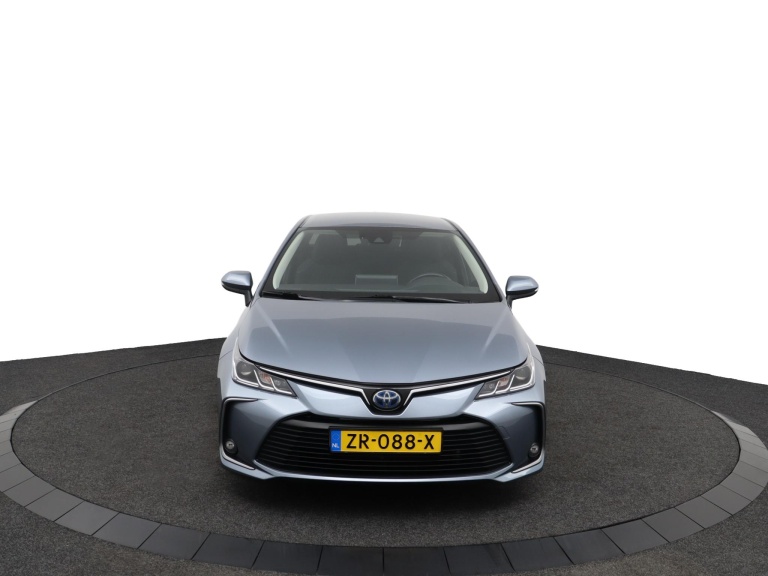 Toyota Corolla - 1.8 Hybrid First Edition Sedan 16