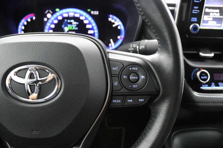 Toyota Corolla - 1.8 Hybrid First Edition Sedan 21