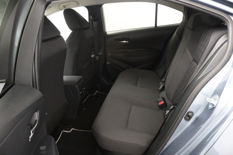 Toyota Corolla - 1.8 Hybrid First Edition Sedan 37