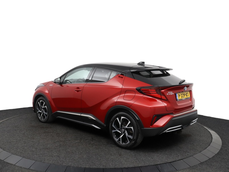 Toyota C-HR - 2.0 Hybrid Bi-Tone 12