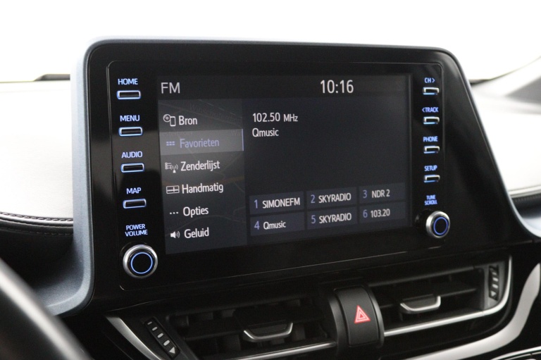 Toyota C-HR - 2.0 Hybrid Bi-Tone 45