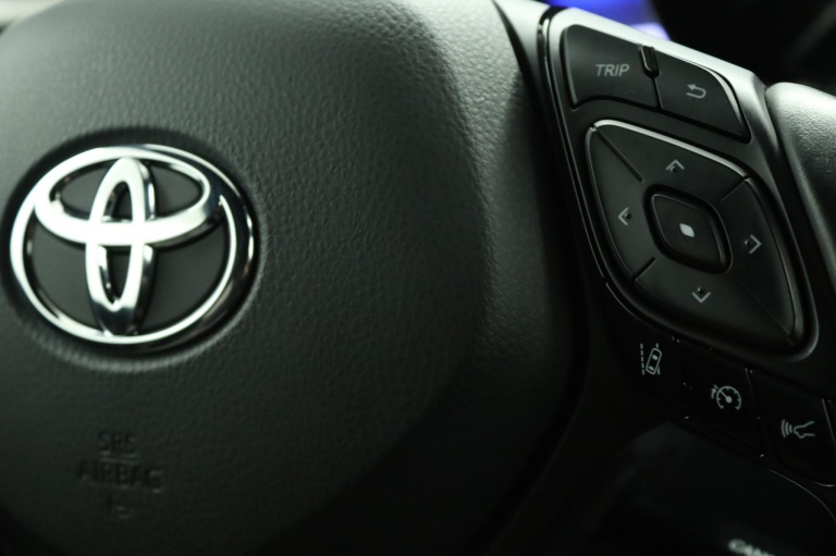 Toyota C-HR - 1.8 Hybrid Executive 21