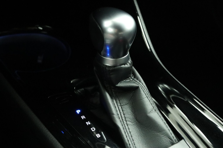 Toyota C-HR - 1.8 Hybrid Executive 27