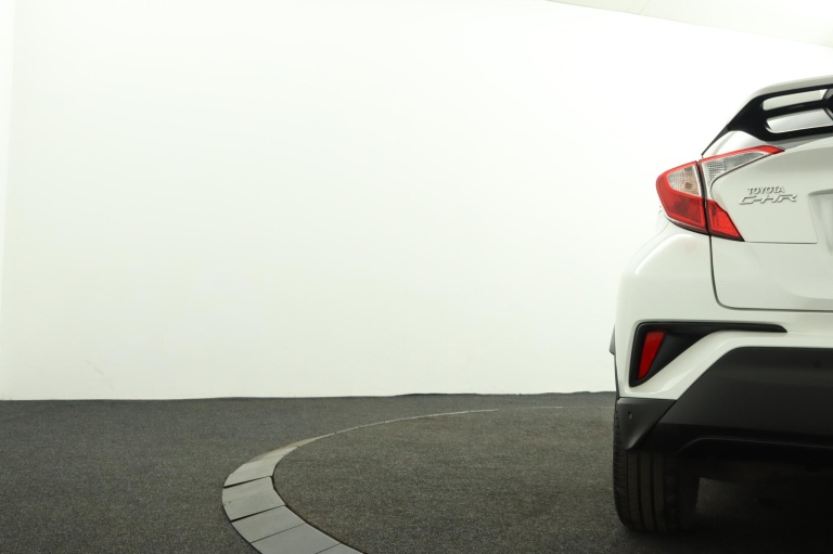 Toyota C-HR - 1.8 Hybrid Executive 41