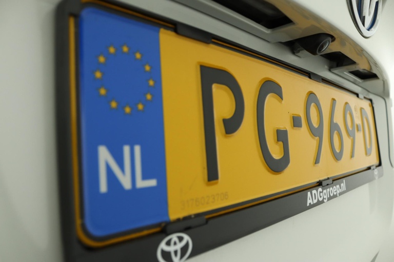 Toyota C-HR - 1.8 Hybrid Executive 42