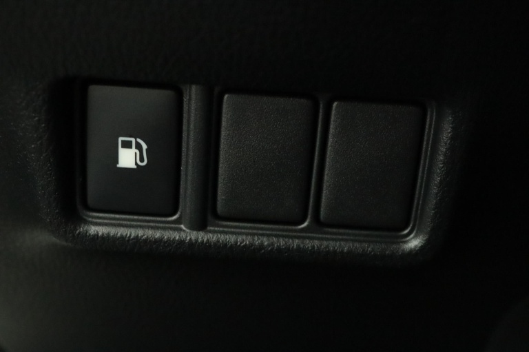 Toyota C-HR - 1.8 Hybrid Executive 44