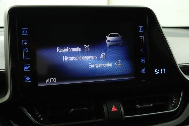 Toyota C-HR - 1.8 Hybrid Executive 62