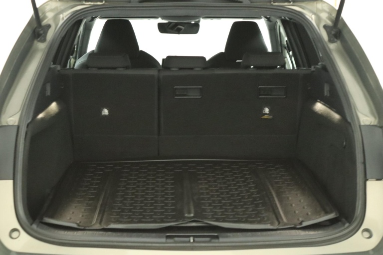 Toyota Corolla Touring Sports - 2.0 Hybrid First Edition 24