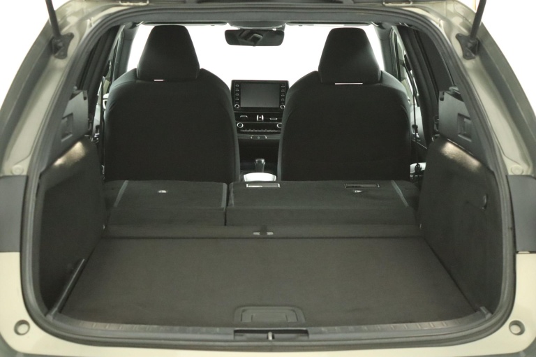 Toyota Corolla Touring Sports - 2.0 Hybrid First Edition 26