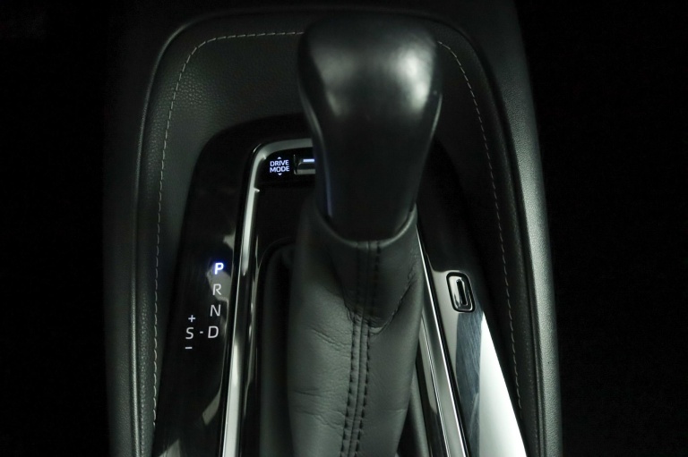 Toyota Corolla Touring Sports - 2.0 Hybrid First Edition 27