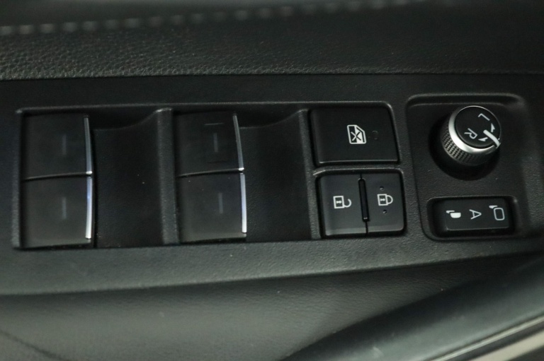 Toyota Corolla Touring Sports - 2.0 Hybrid First Edition 29