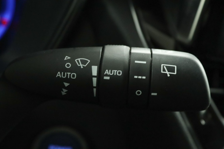 Toyota Corolla Touring Sports - 2.0 Hybrid First Edition 32