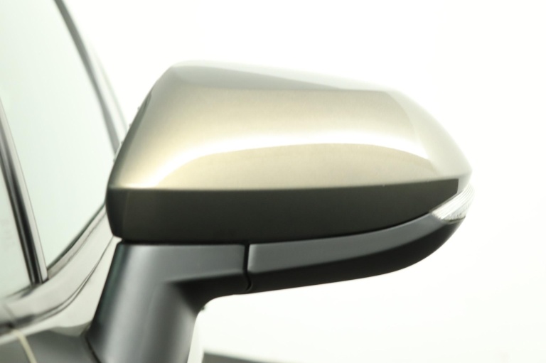 Toyota Corolla Touring Sports - 2.0 Hybrid First Edition 37