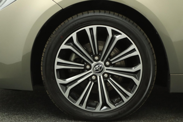 Toyota Corolla Touring Sports - 2.0 Hybrid First Edition 38