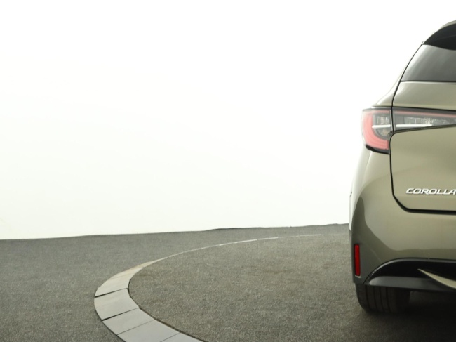 Toyota Corolla Touring Sports - 2.0 Hybrid First Edition