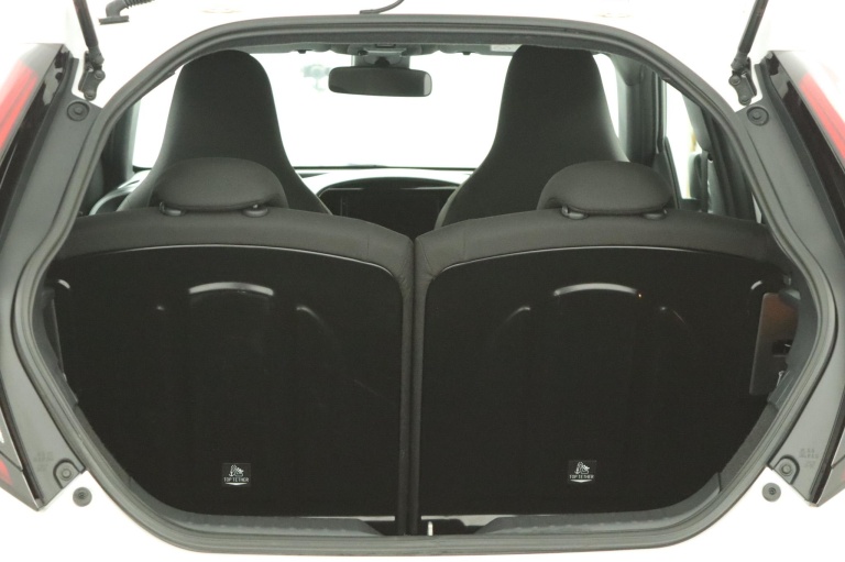 Toyota Aygo X - 1.0 VVT-i MT Play 24