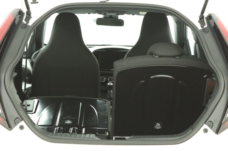 Toyota Aygo X - 1.0 VVT-i MT Play 25