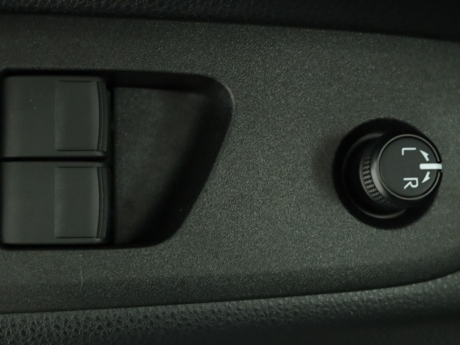 Toyota Aygo X - 1.0 VVT-i MT Play