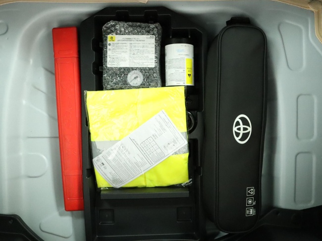 Toyota Aygo X - 1.0 VVT-i MT Play