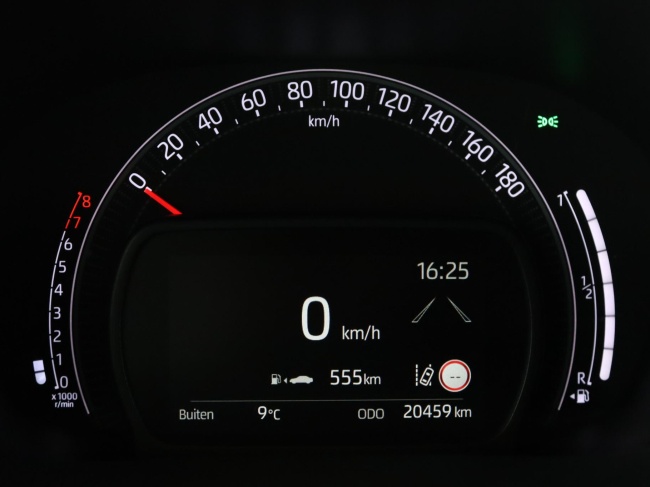 Toyota Aygo X - 1.0 VVT-i MT Play