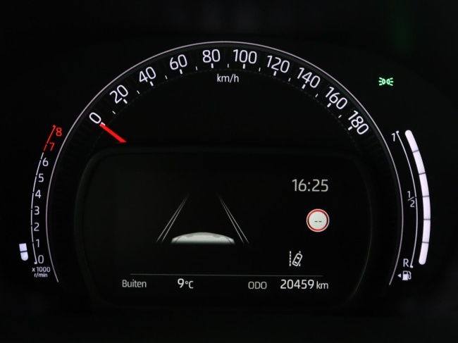 Toyota Aygo X - 1.0 VVT-i MT Play