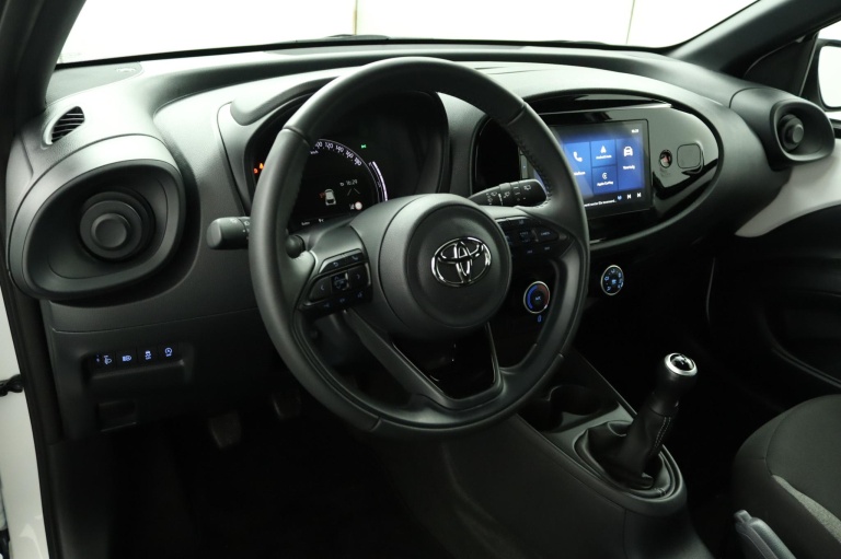 Toyota Aygo X - 1.0 VVT-i MT Play 55