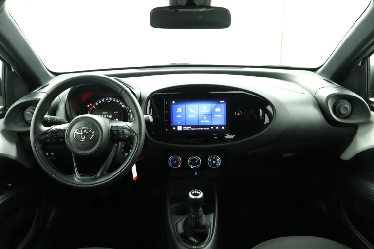 Toyota Aygo X - 1.0 VVT-i MT Play 57