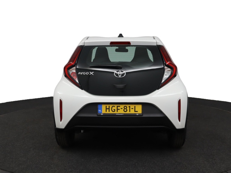 Toyota Aygo X - 1.0 VVT-i MT Play 59