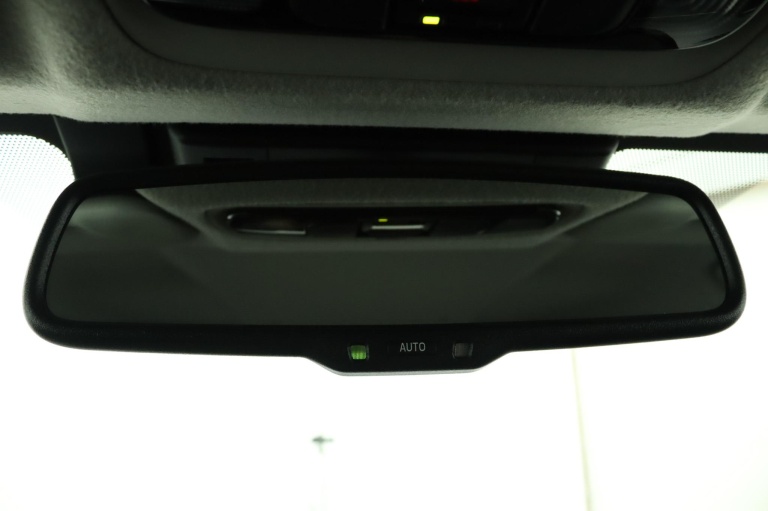 Toyota Yaris - 1.5 Hybrid 115 Dynamic 63