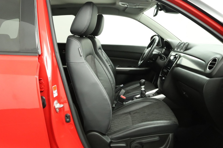 Suzuki Vitara - 1.4 Boosterjet Style Smart Hybrid 22