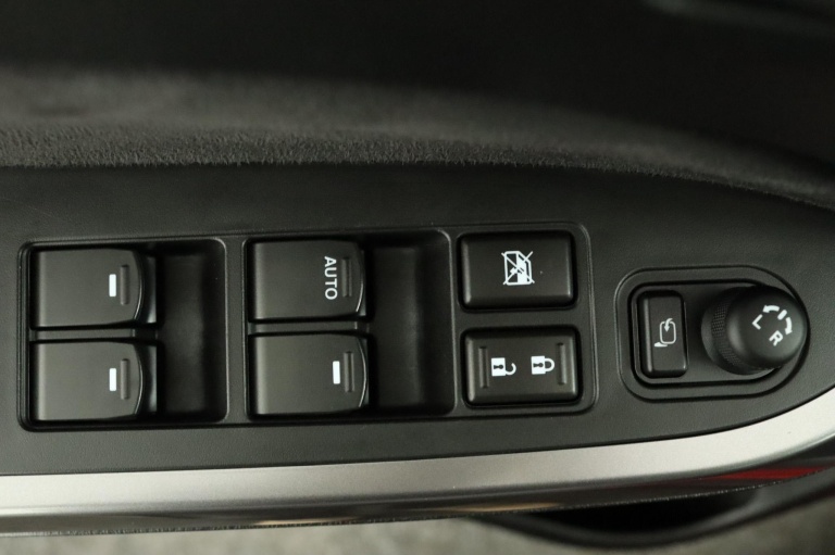 Suzuki Vitara - 1.4 Boosterjet Style Smart Hybrid 29