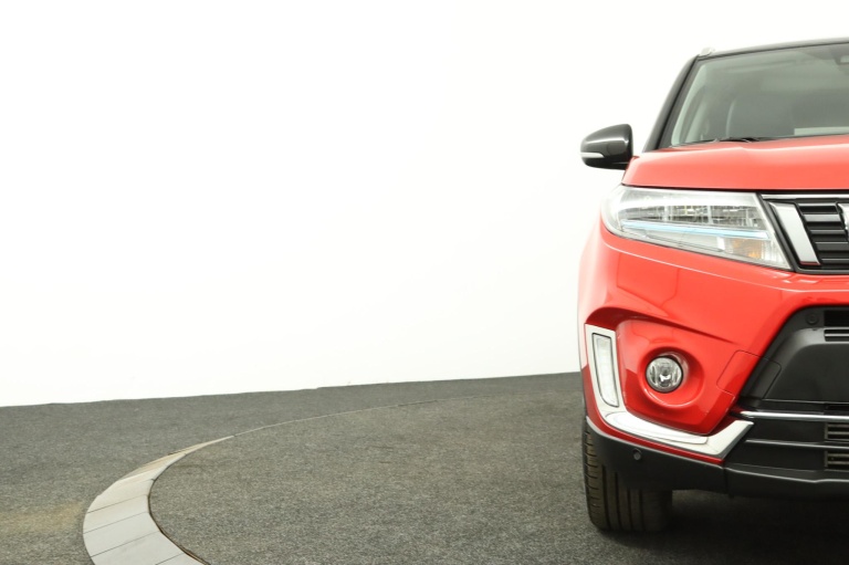 Suzuki Vitara - 1.4 Boosterjet Style Smart Hybrid 36