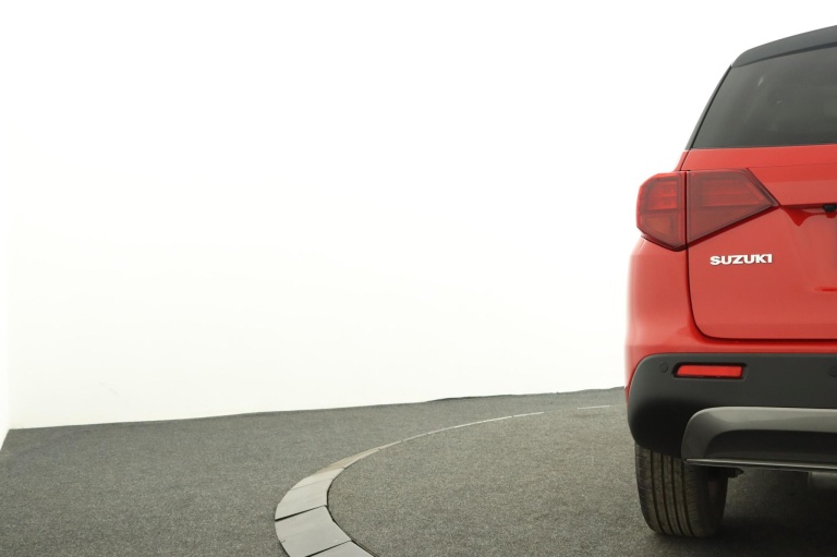 Suzuki Vitara - 1.4 Boosterjet Style Smart Hybrid 40