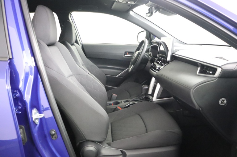 Toyota Corolla Cross - Hybrid 140 Style 22