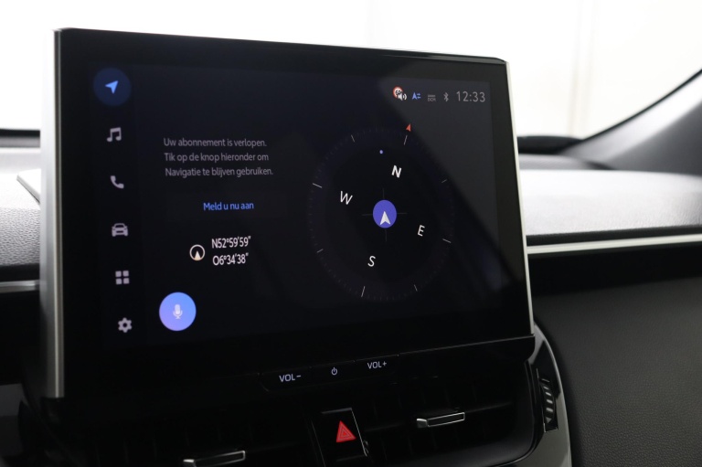 Toyota Corolla Cross - Hybrid 140 Style 28