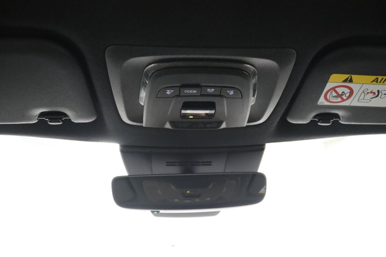 Toyota Corolla Cross - Hybrid 140 Style 34