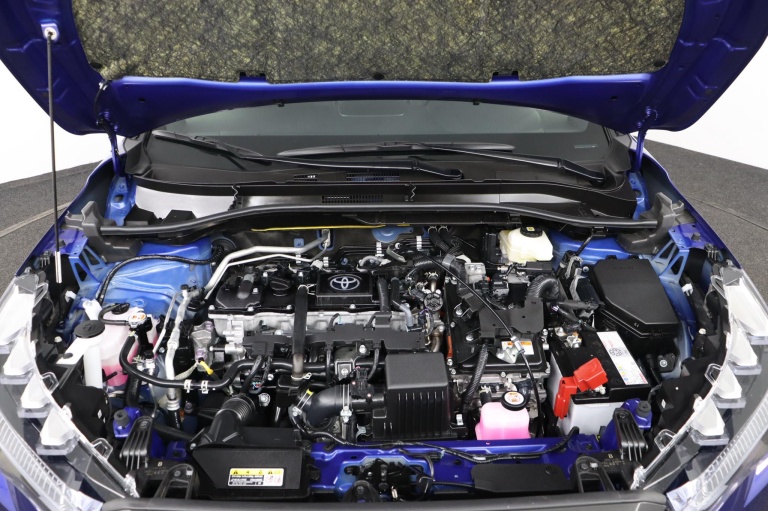 Toyota Corolla Cross - Hybrid 140 Style 36