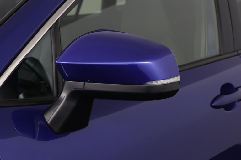 Toyota Corolla Cross - Hybrid 140 Style 38