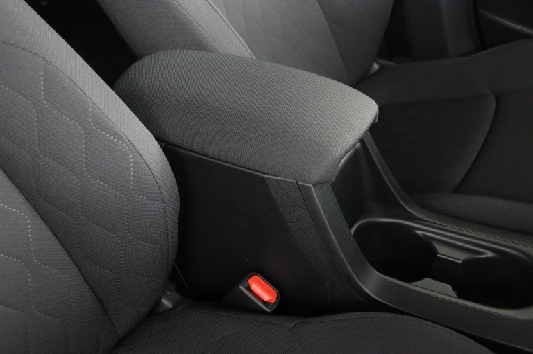 Toyota Corolla Cross - Hybrid 140 Style 61