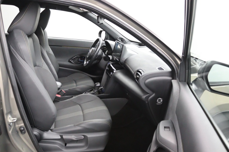 Toyota Yaris Cross - 1.5 Hybrid Adventure 10