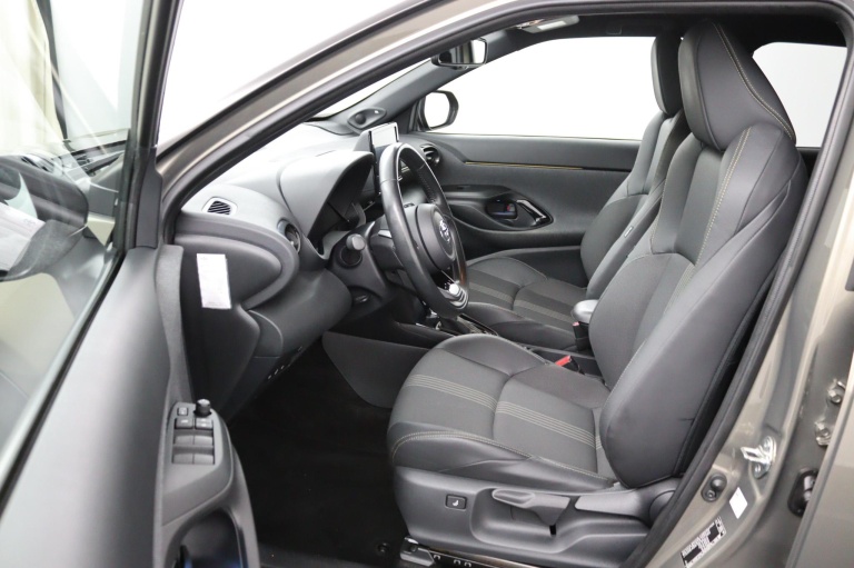 Toyota Yaris Cross - 1.5 Hybrid Adventure 9