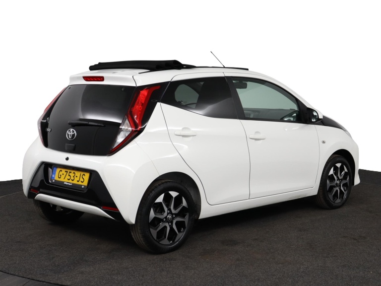 Toyota Aygo - 1.0 VVT-i x-cite 2
