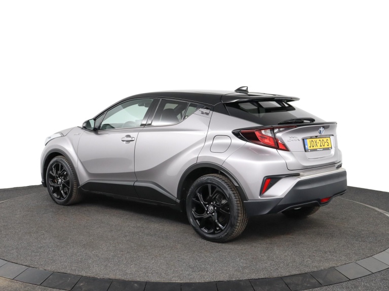 Toyota C-HR - 1.8 Hybrid Dynamic 12